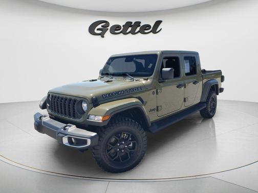 41 2025 Jeep Gladiator High Tide
