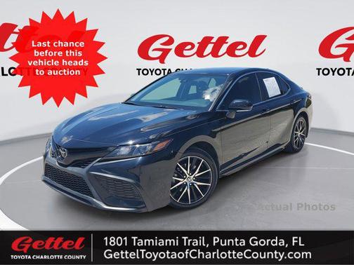 2023 Toyota Camry SE