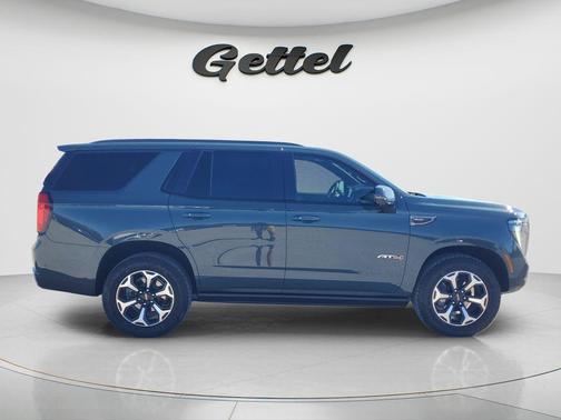 2025 GMC Yukon 4WD AT4