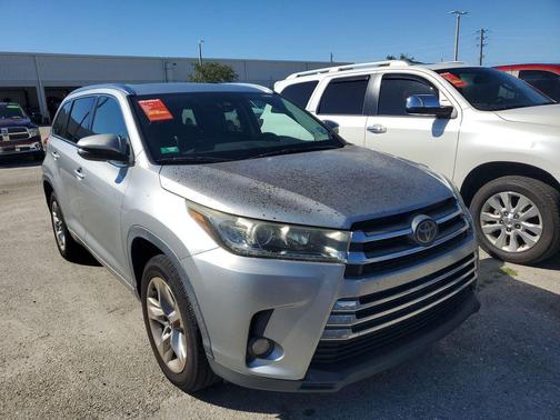 2017 Toyota Highlander Limited