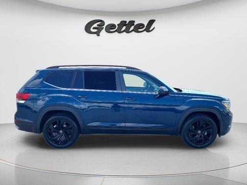 2022 Volkswagen Atlas 2.0T SE w/Technology