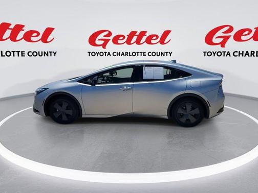2023 Toyota Prius LE