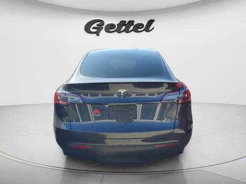 2024 Tesla Model Y Performance Dual Motor All-Wheel Drive