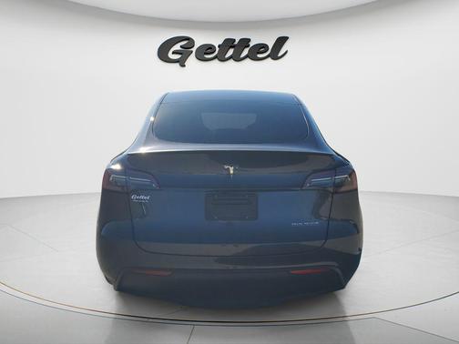2024 Tesla Model Y Performance Dual Motor All-Wheel Drive