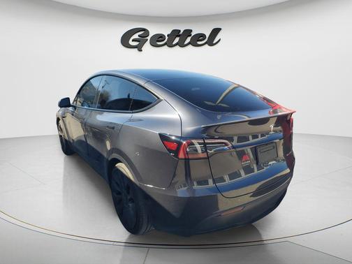 2024 Tesla Model Y Performance Dual Motor All-Wheel Drive