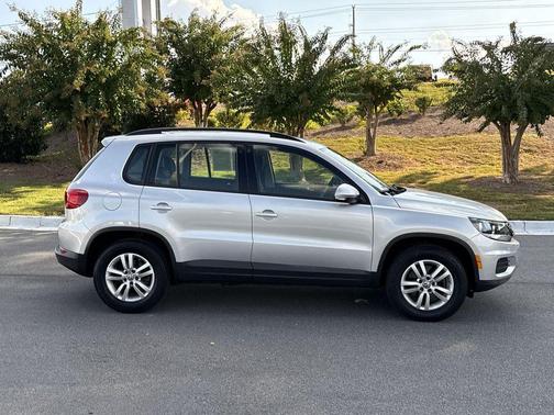 2016 Volkswagen Tiguan S
