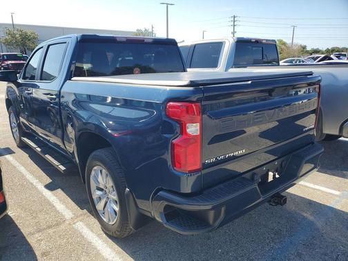 2022 Chevrolet Silverado 1500 Custom