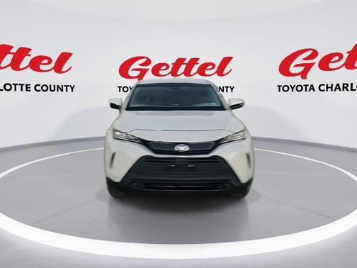 2022 Toyota Venza LE