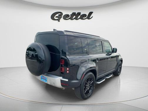Santorini Black Metallic 2024 Land Rover Defender 110 P400 S