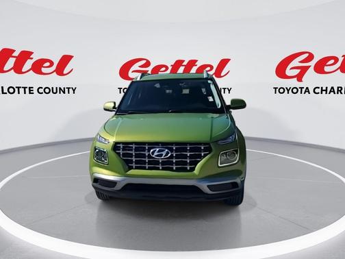2024 Hyundai VENUE SEL