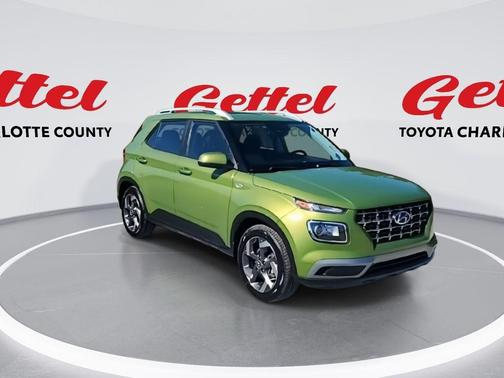 2024 Hyundai VENUE SEL