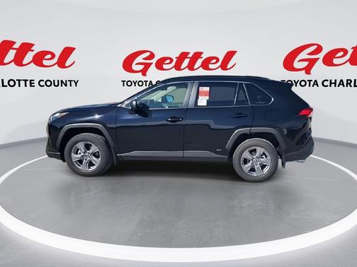 2025 Toyota RAV4 Hybrid SE