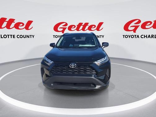 2025 Toyota RAV4 Hybrid SE