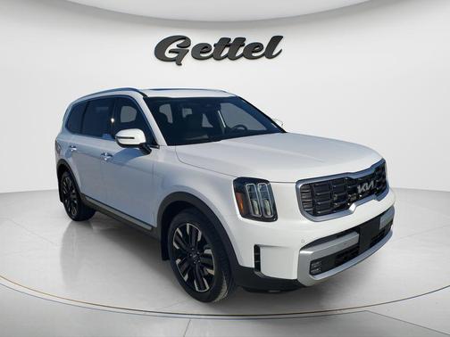Glacial White Pearl 2023 Kia Telluride SX