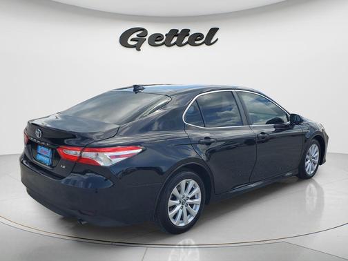 Midnight Black Metallic 2019 Toyota Camry LE