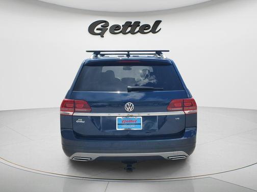 Pacific Blue Metallic 2019 Volkswagen Atlas 3.6L SE w/Technology