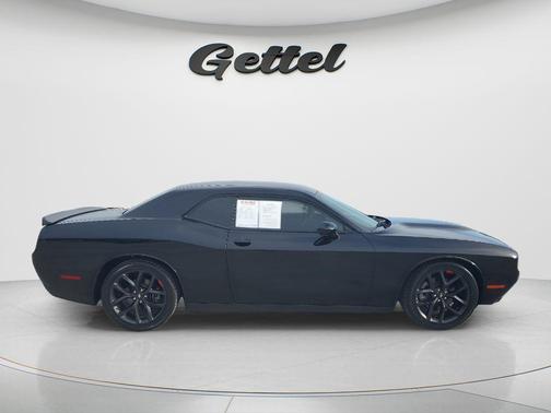 Pitch Black Clearcoat 2023 Dodge Challenger GT