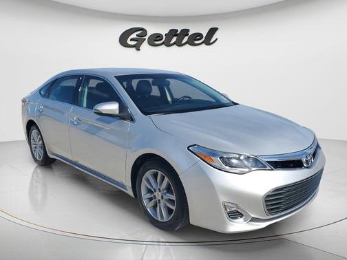 Classic Silver Metallic 2014 Toyota Avalon XLE