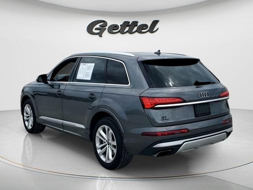 2025 Audi Q7 55 Premium Plus