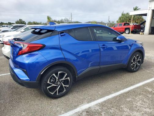 2020 Toyota C-HR XLE