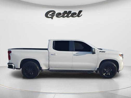 Summit White 2025 Chevrolet Silverado 1500 RST