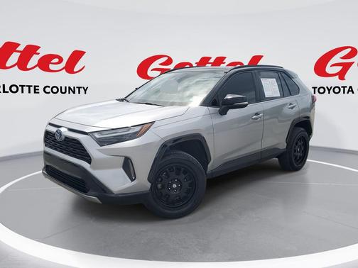 2023 Toyota RAV4 Hybrid SE