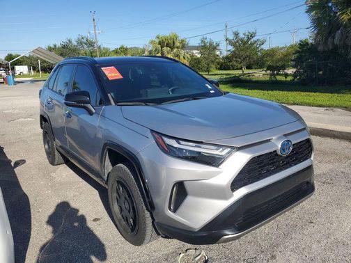 2023 Toyota RAV4 Hybrid SE