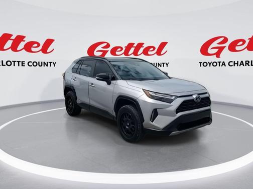 2023 Toyota RAV4 Hybrid SE