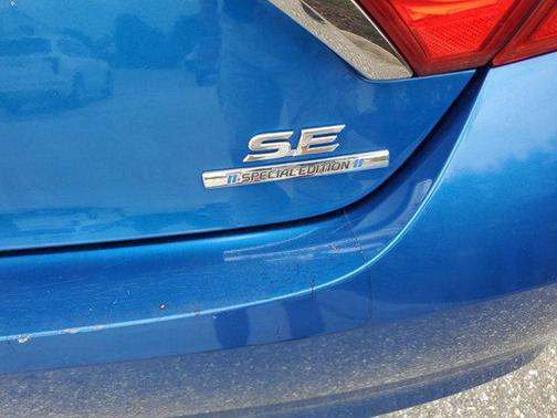 2016 Toyota Camry SE w/Special Edition Pkg