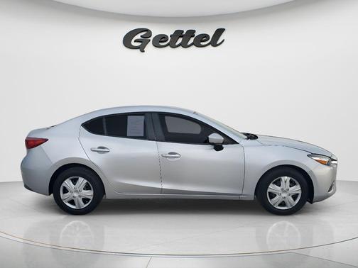 Sonic Silver Metallic 2017 Mazda Mazda3 Sport
