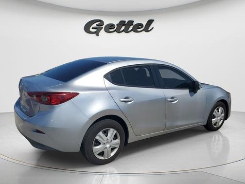 Sonic Silver Metallic 2017 Mazda Mazda3 Sport