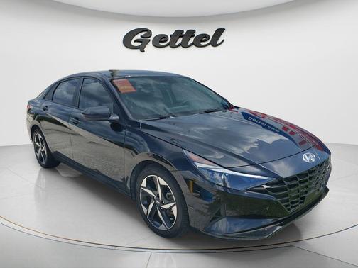 Onyx Black 2023 Hyundai ELANTRA SEL