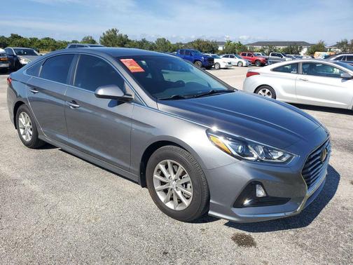 2019 Hyundai SONATA SE