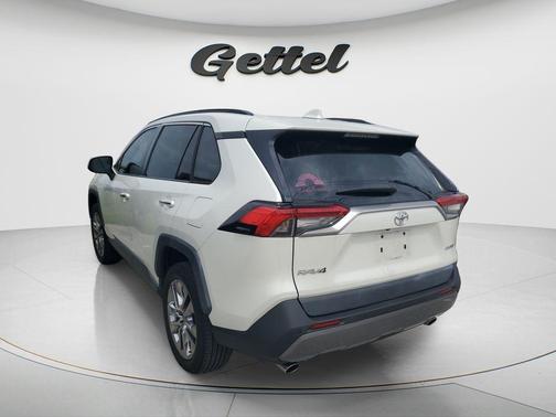 Blizzard Pearl 2021 Toyota RAV4 Limited