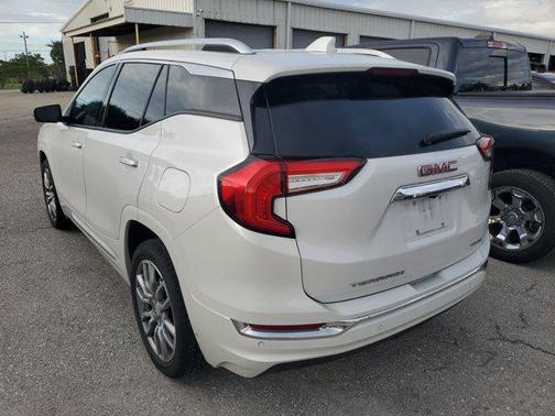 2022 GMC Terrain Denali