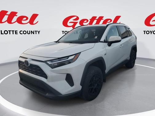 2024 Toyota RAV4 XLE