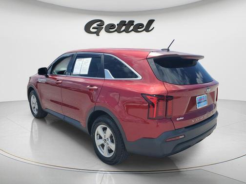 Passion Red Tintcoat 2021 Kia Sorento LX