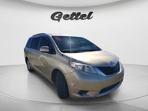 2014 Toyota Sienna LE