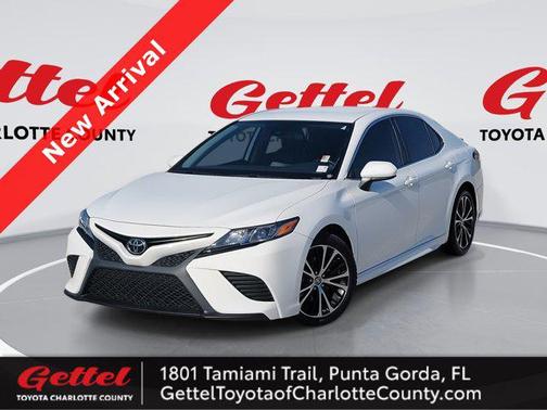 2020 Toyota Camry SE