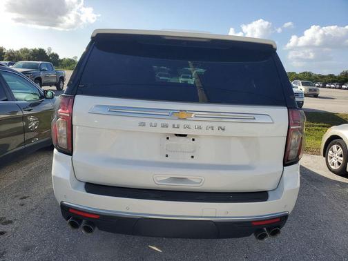 2021 Chevrolet Suburban 4WD High Country