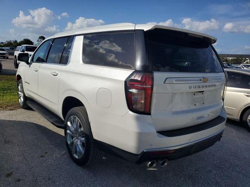 2021 Chevrolet Suburban 4WD High Country