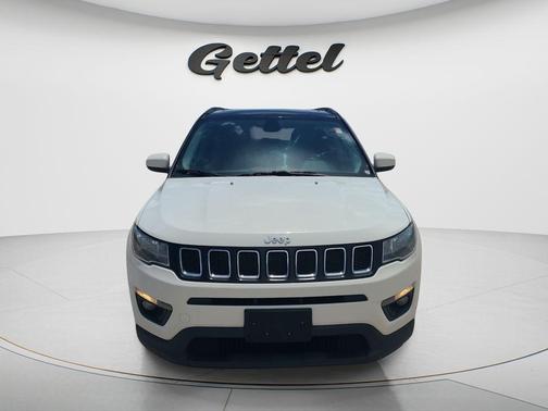 White Clearcoat 2019 Jeep Compass Latitude