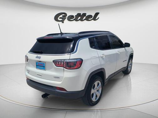 White Clearcoat 2019 Jeep Compass Latitude