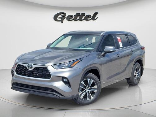 Heavy Metal 2026 Toyota Highlander Hybrid XLE