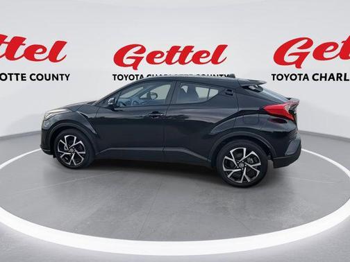2022 Toyota C-HR XLE