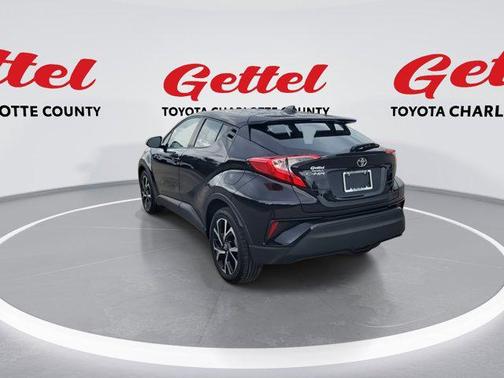 2022 Toyota C-HR XLE