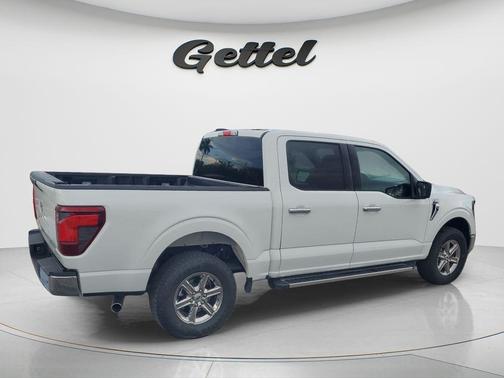 OXFORD WHITE 2025 Ford F-150 XLT