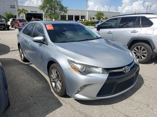 2016 Toyota Camry SE