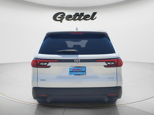 Wind Chill Pearl 2024 Toyota Grand Highlander XLE