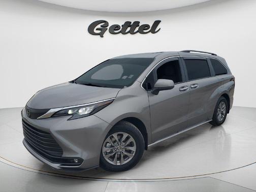 Heavy Metal 2026 Toyota Sienna XLE